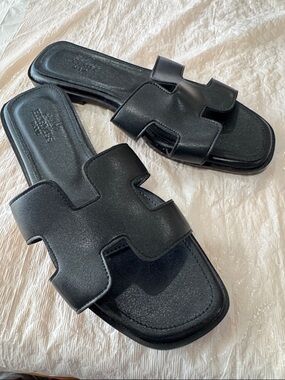 Black Slide Sandals with Cutout H-Strap